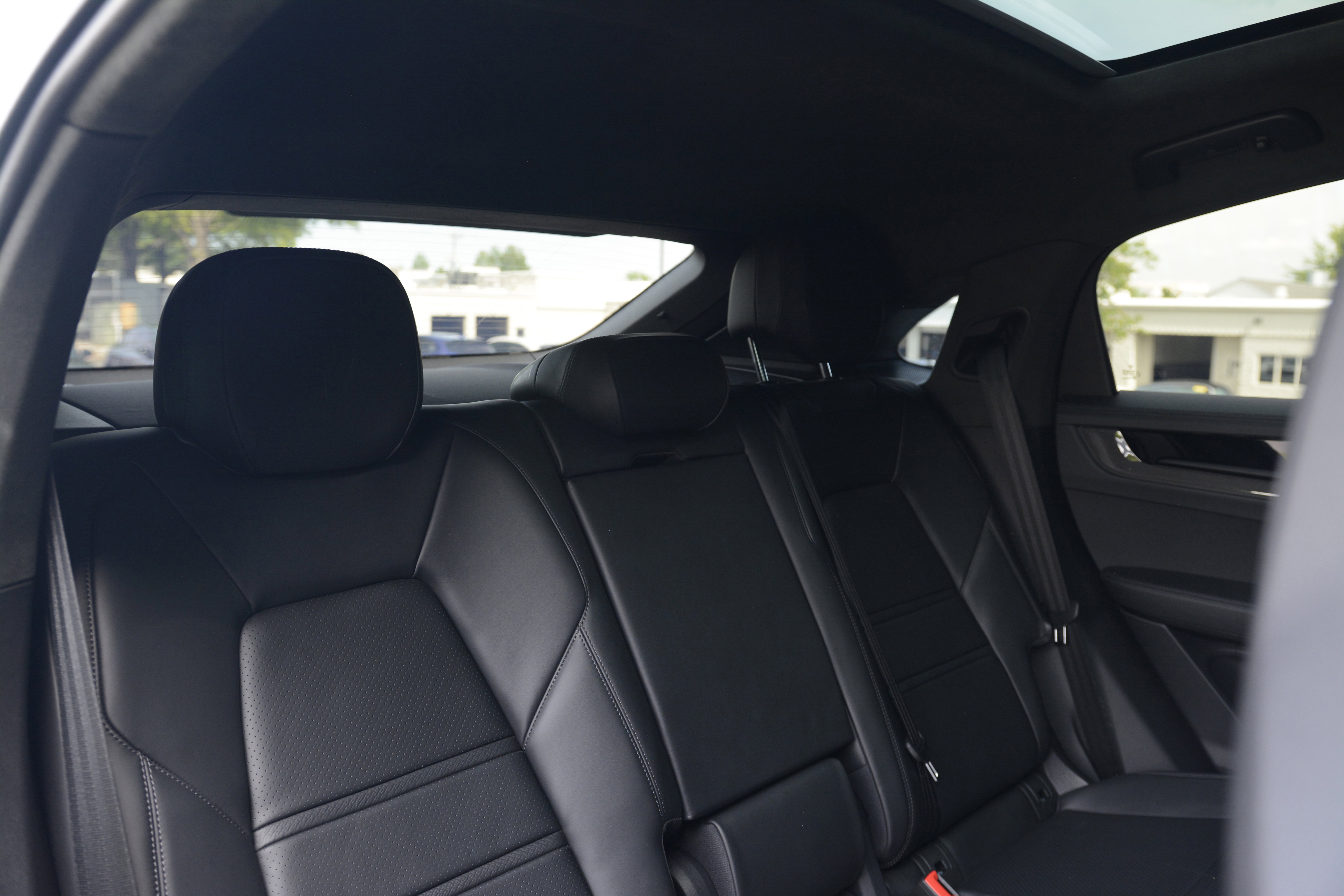 Used 2026 Porsche Cayenne GTS AWD/4WD image 30