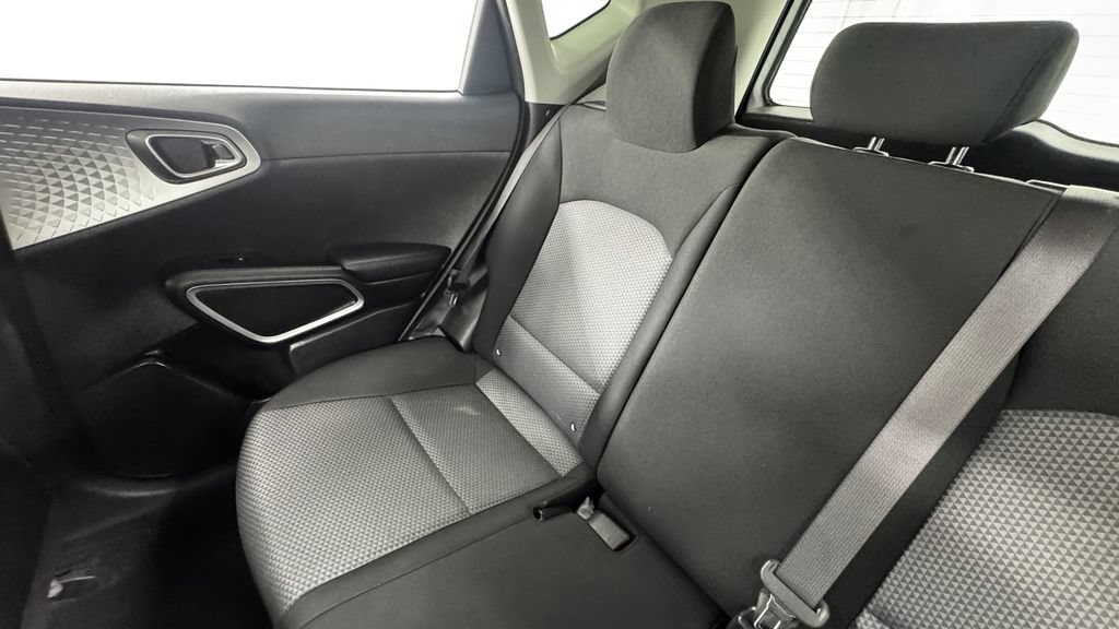 Used 2022 Kia Soul LX w/ Technology Package FWD image 15