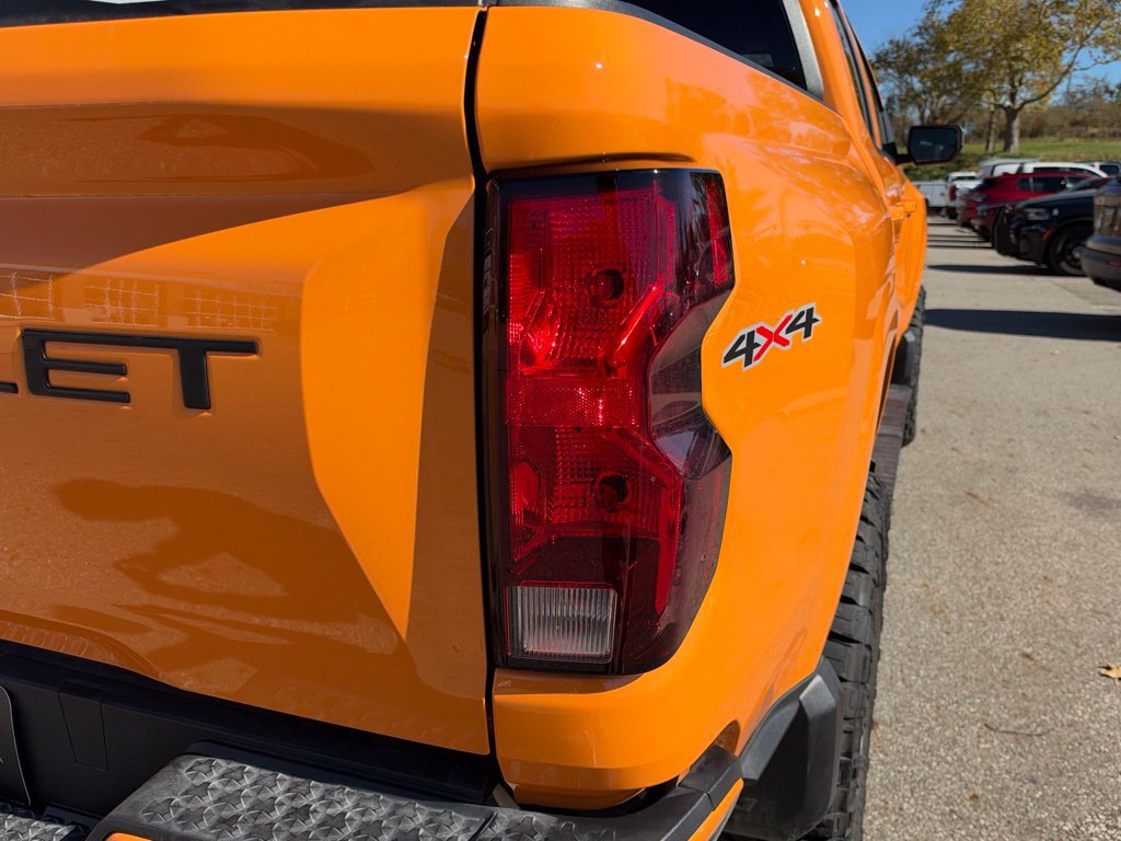 Used 2026 Chevrolet Colorado LT AWD/4WD image 17