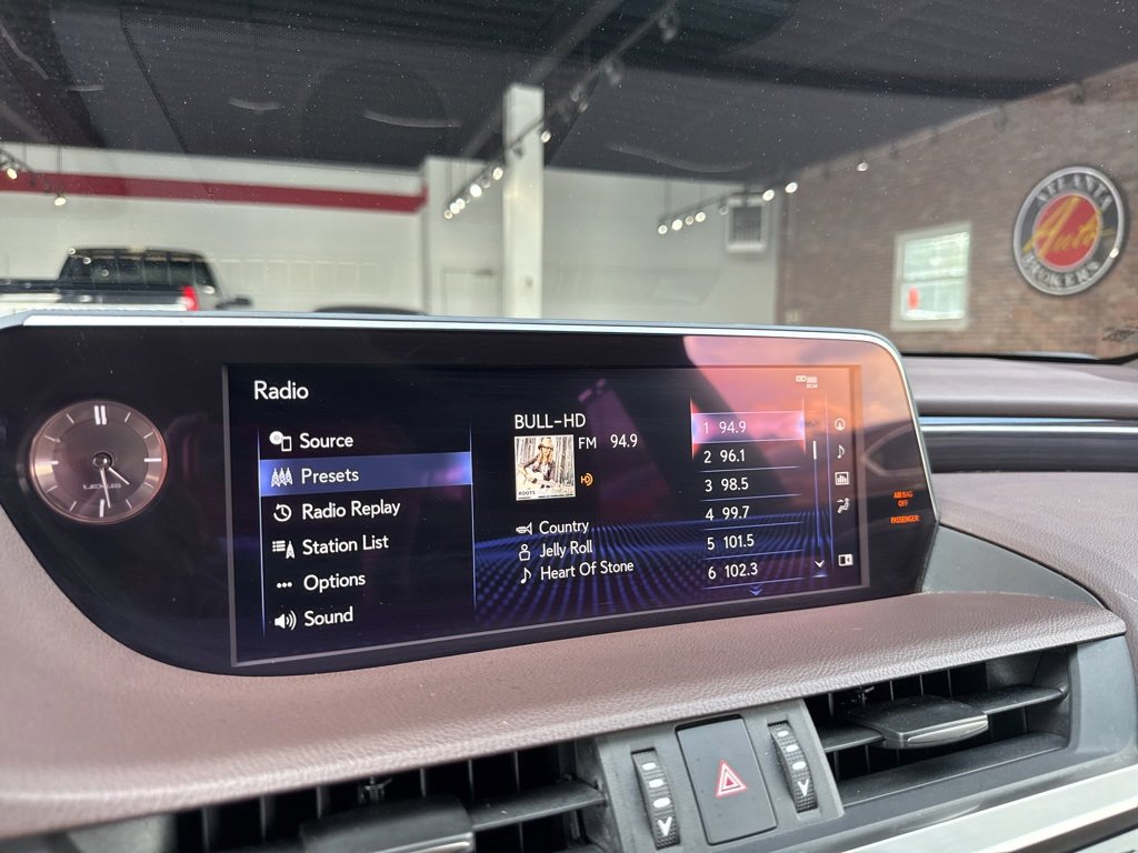 Used 2020 Lexus ES 350 Ultra Luxury image 5