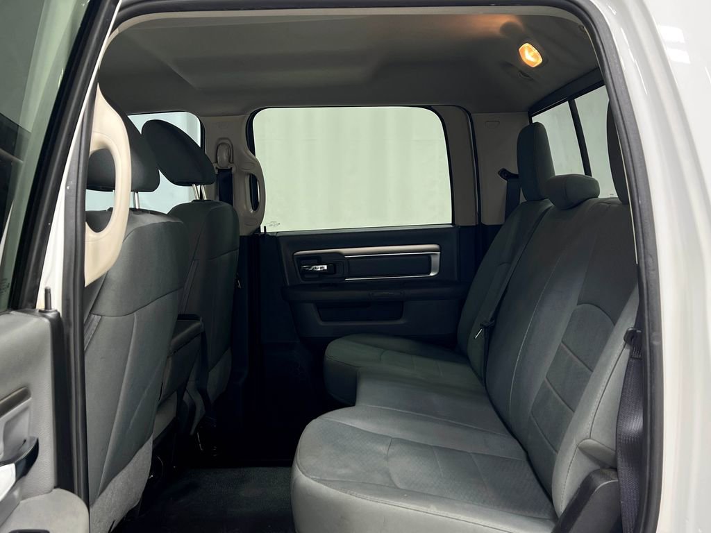 Used 2016 RAM 2500 SLT image 29