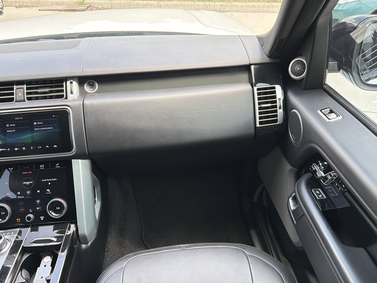 Used 2020 Land Rover Range Rover HSE AWD/4WD image 18