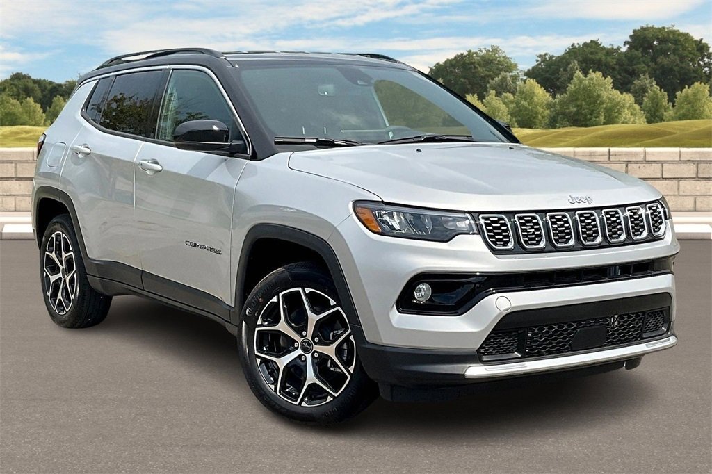 New 2025 Jeep Compass Limited image 2