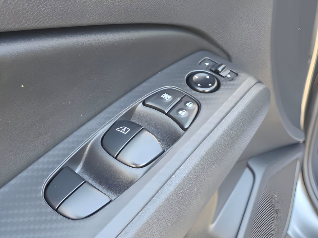 Used 2024 Nissan Altima 2.5 S image 12