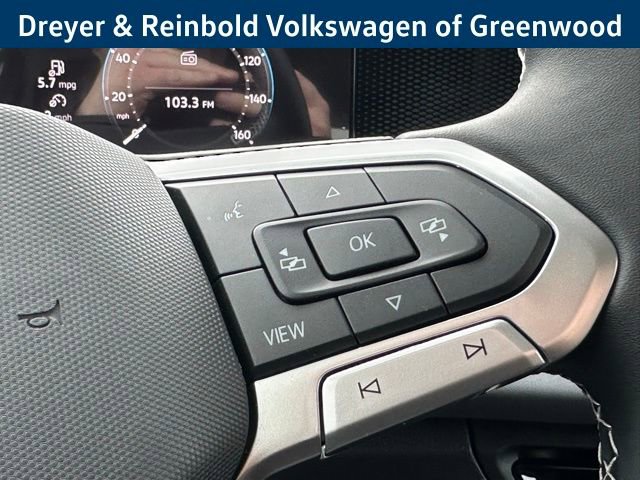 New 2026 Volkswagen Tiguan SE image 12