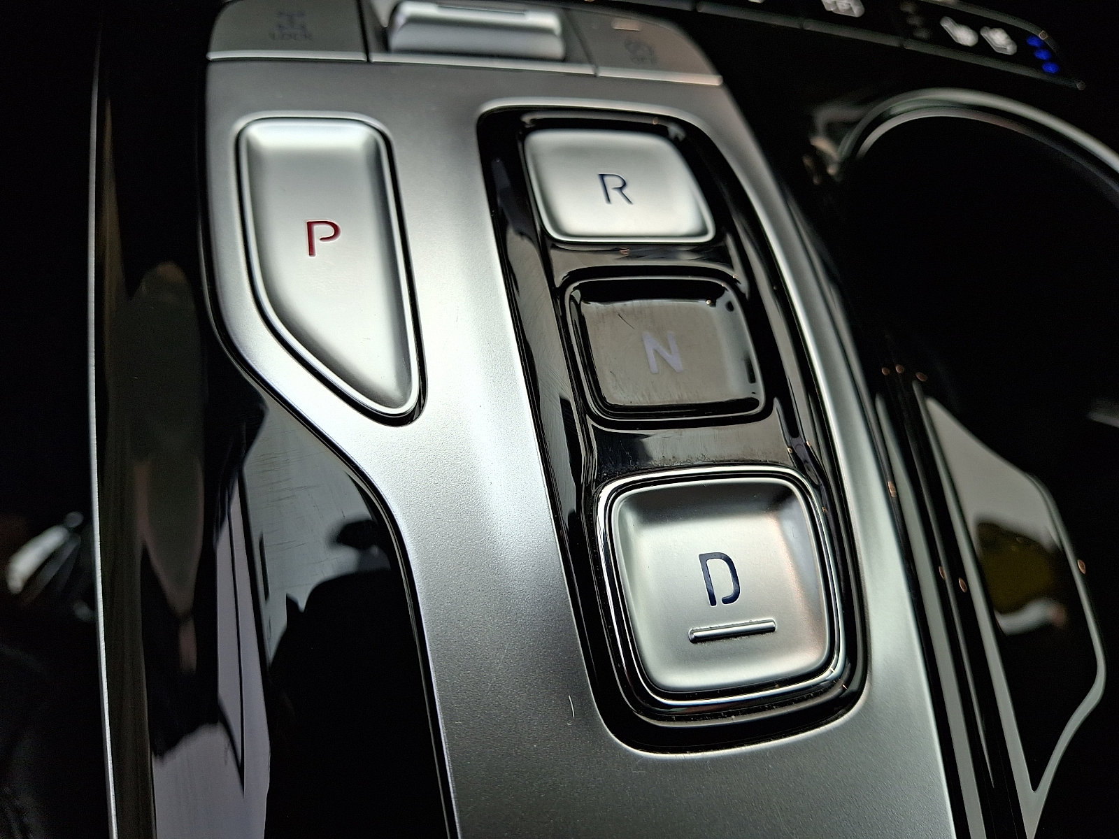 Used 2024 Hyundai Tucson Limited AWD/4WD image 15