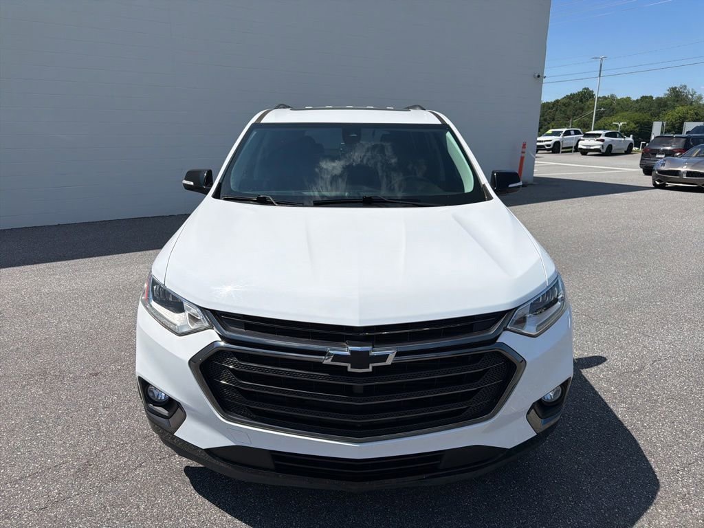 Used 2019 Chevrolet Traverse Premier w/ Redline Edition FWD image 2