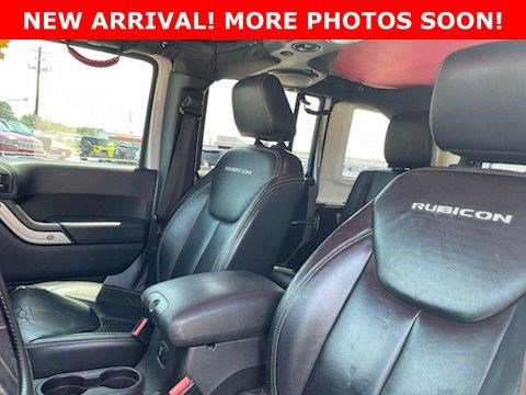 Used 2014 Jeep Wrangler Unlimited Rubicon w/ Dual Top Group AWD/4WD image 7