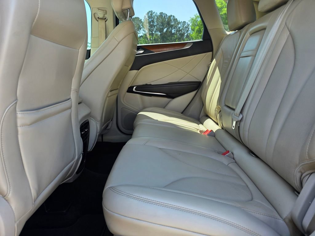 Used 2019 Lincoln MKC Select w/ Select Plus Package FWD image 45