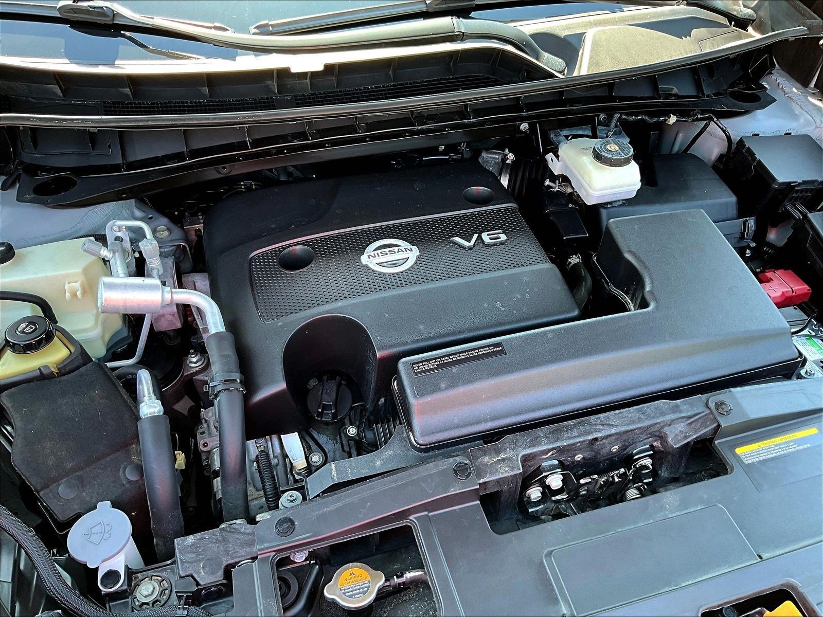 Certified 2022 Nissan Murano SV w/ SV Midnight Edition Package AWD/4WD image 30