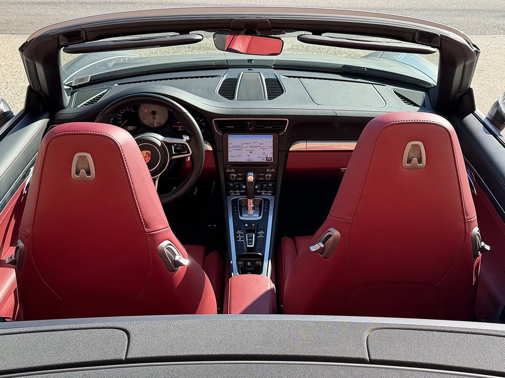 Certified 2019 Porsche 911 Carrera 4S image 24