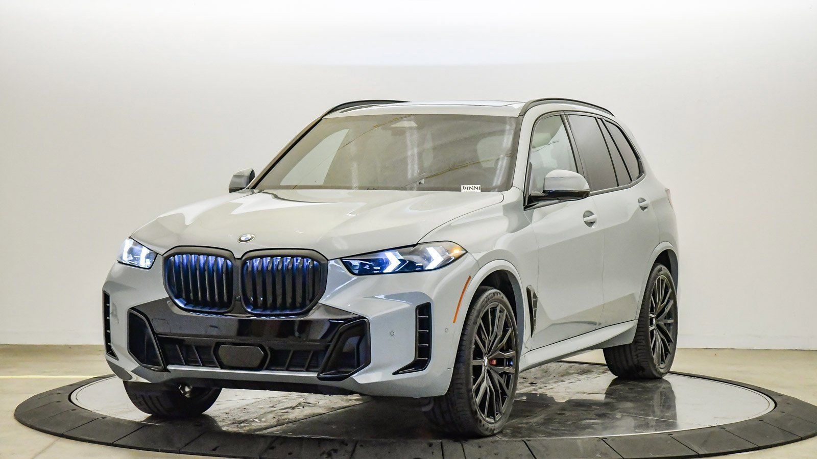 Used 2025 BMW X5 sDrive40i w/ M Sport Package