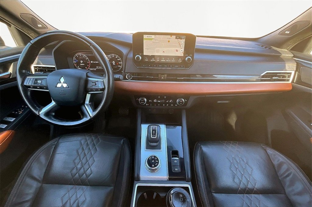 Used 2022 Mitsubishi Outlander SEL image 16