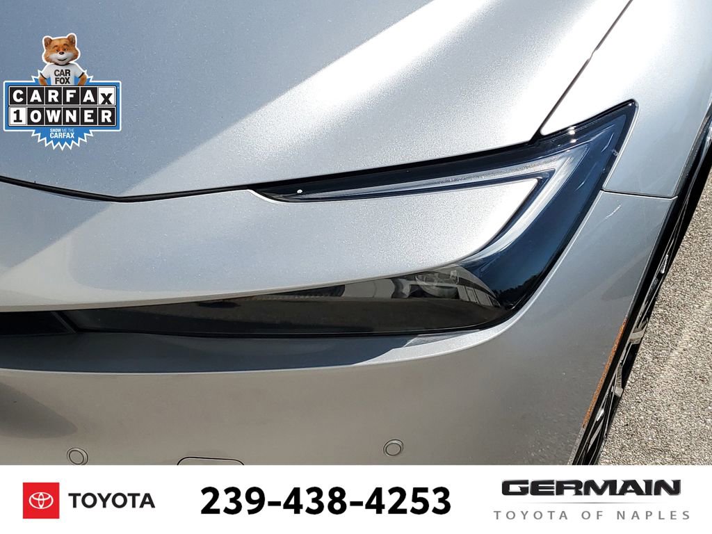 Used 2025 Toyota Prius Plug-In Hybrid image 14