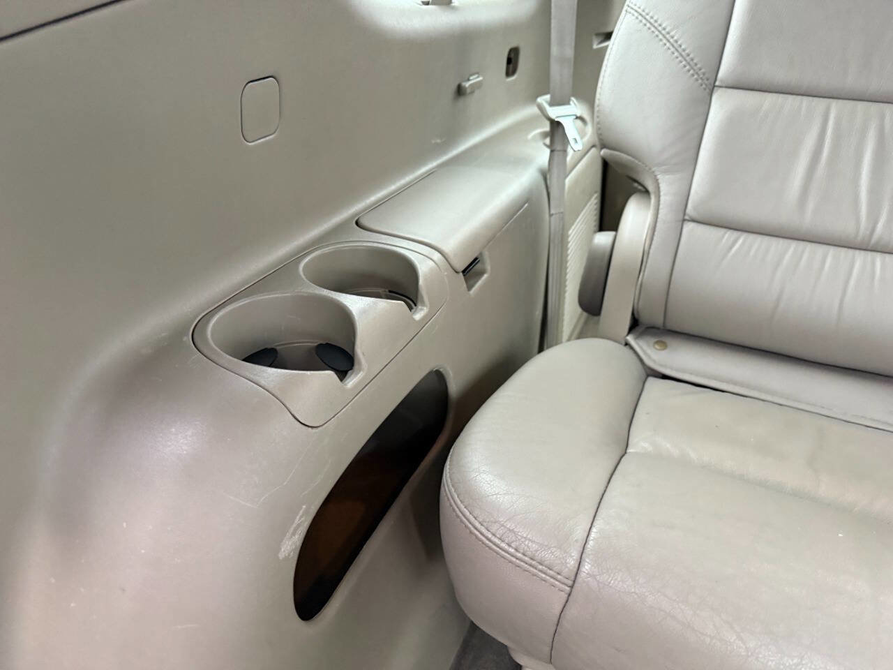 Used 2007 Toyota Sequoia Limited AWD/4WD image 33