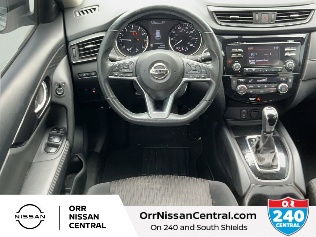 Used 2017 Nissan Rogue SV FWD image 14