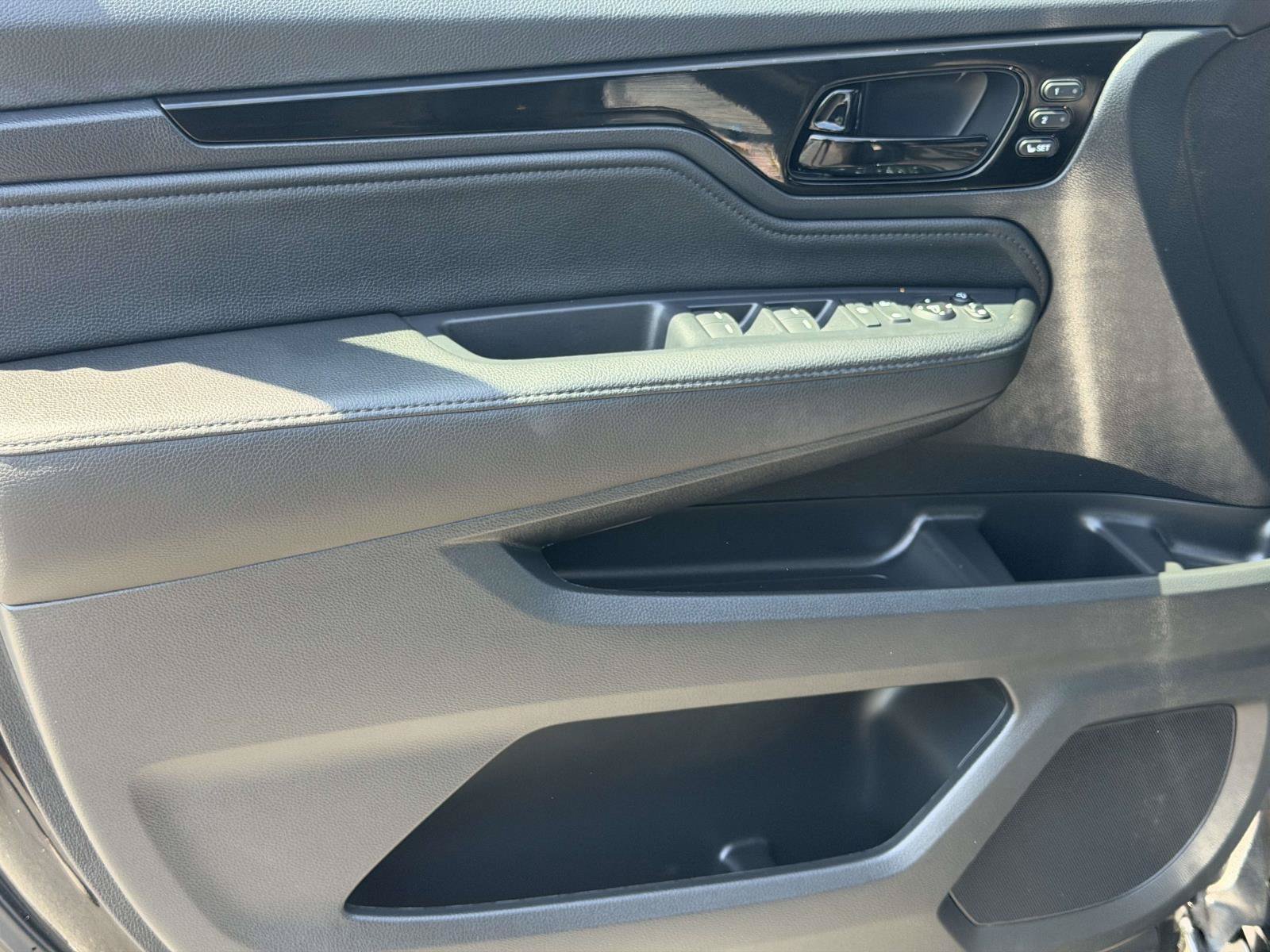 Certified 2026 Honda Odyssey Elite image 18
