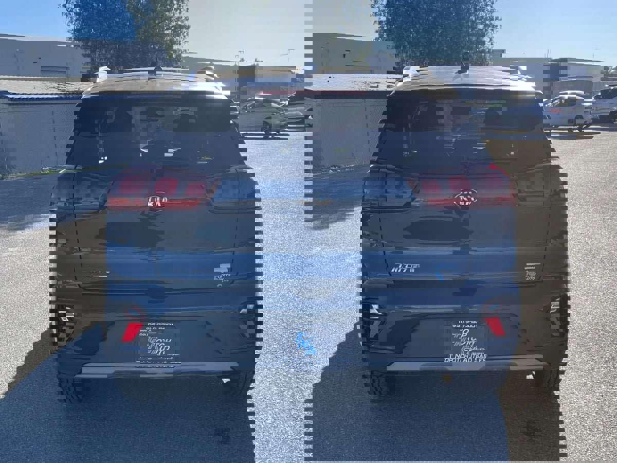 Used 2020 Kia Niro LX image 6