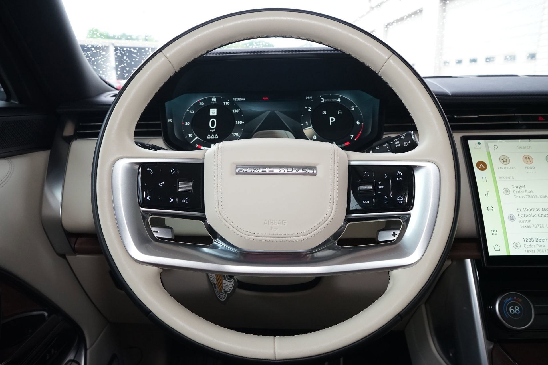 Used 2023 Land Rover Range Rover Autobiography AWD/4WD image 12