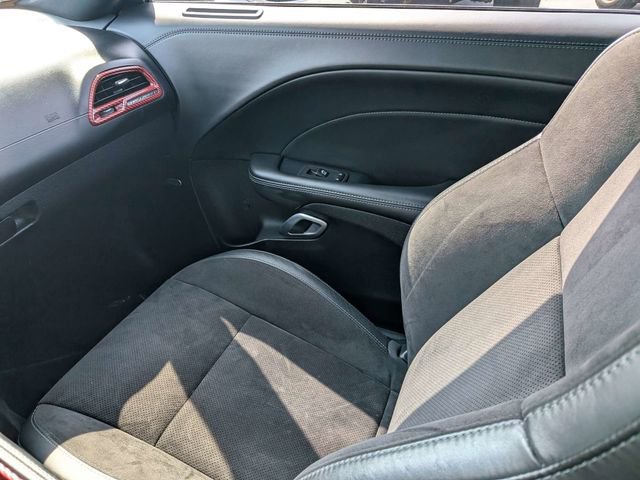 Used 2023 Dodge Challenger R/T w/ Plus Package image 15