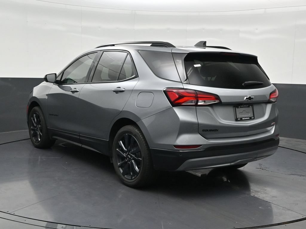 Used 2024 Chevrolet Equinox RS w/ RS Leather Package FWD image 3