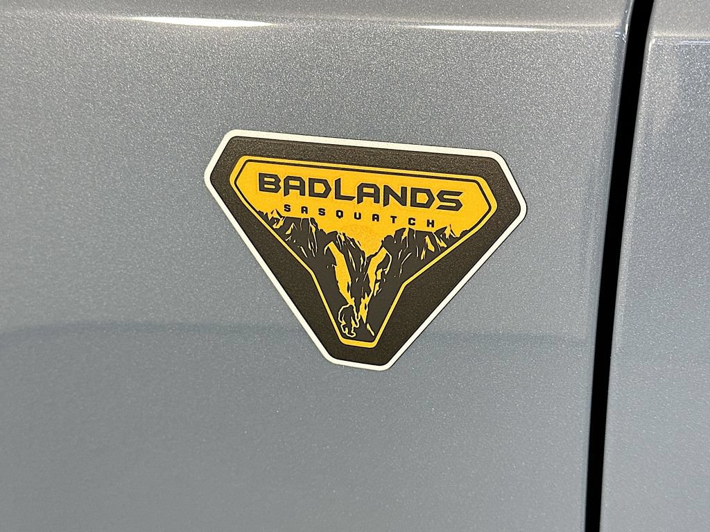 Used 2025 Ford Bronco Badlands AWD/4WD image 28