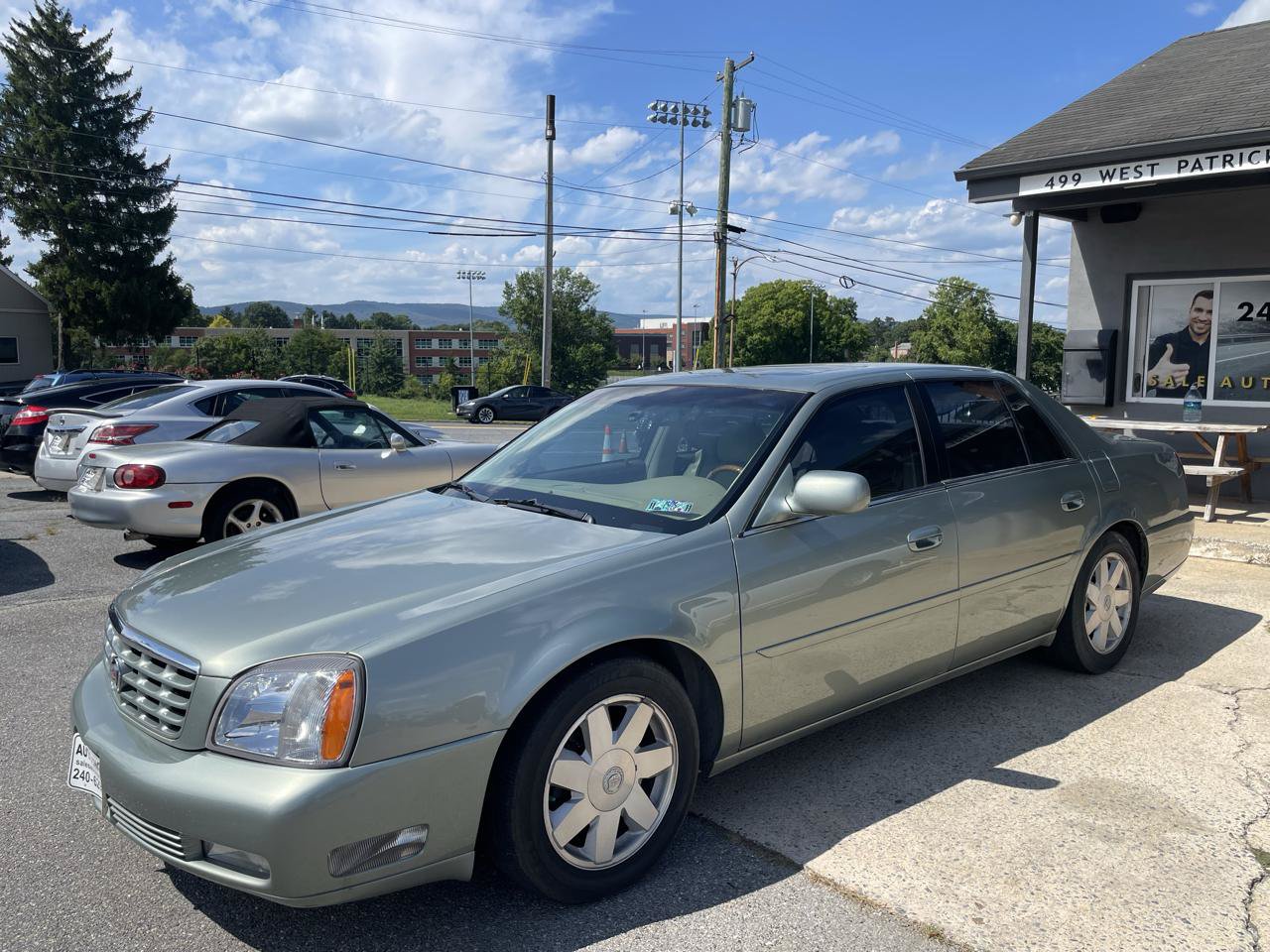 Used 2005 Cadillac De Ville DTS w/ Equipment Group FWD image 7