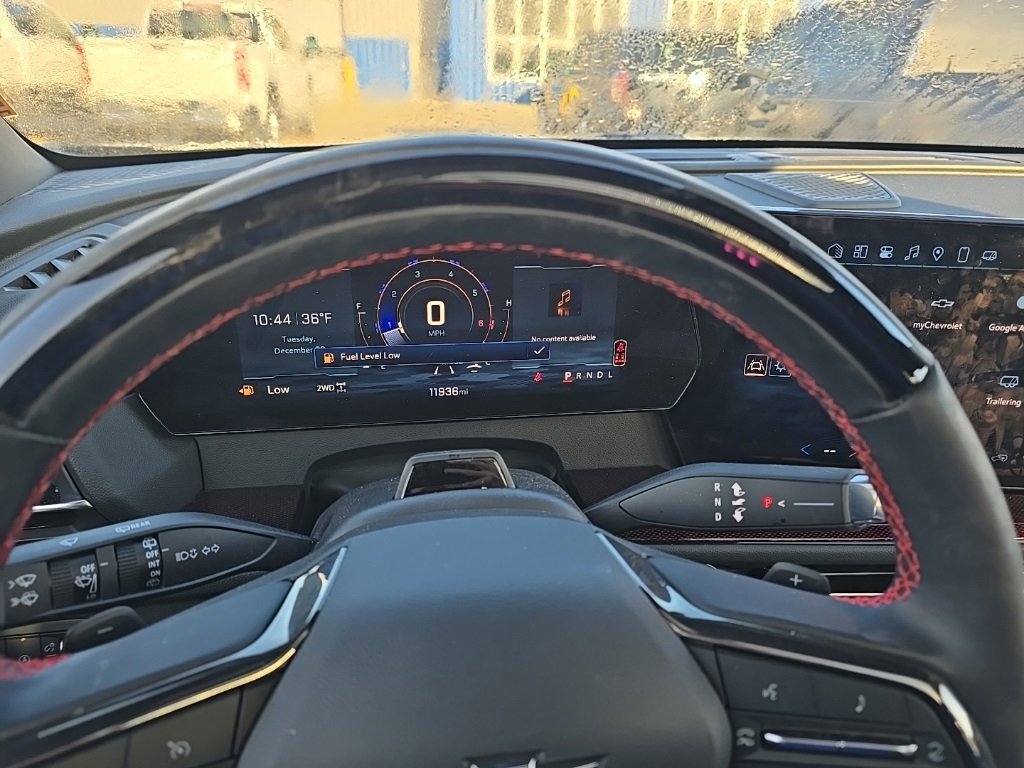 Used 2025 Chevrolet Traverse RS image 22