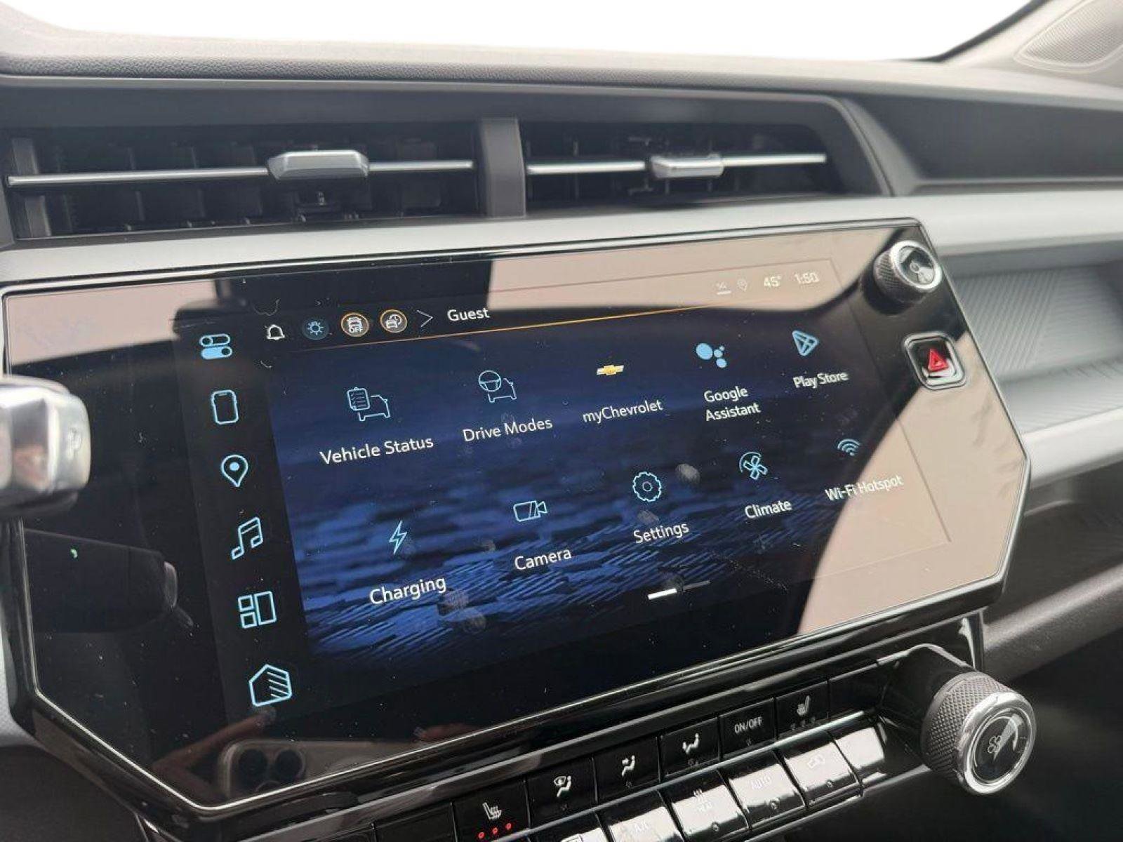 New 2027 Chevrolet Bolt LT w/ Comfort Package image 11