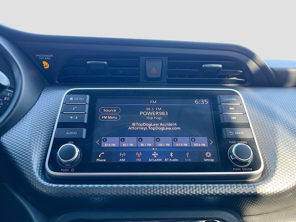 Used 2019 Nissan Kicks SV image 14