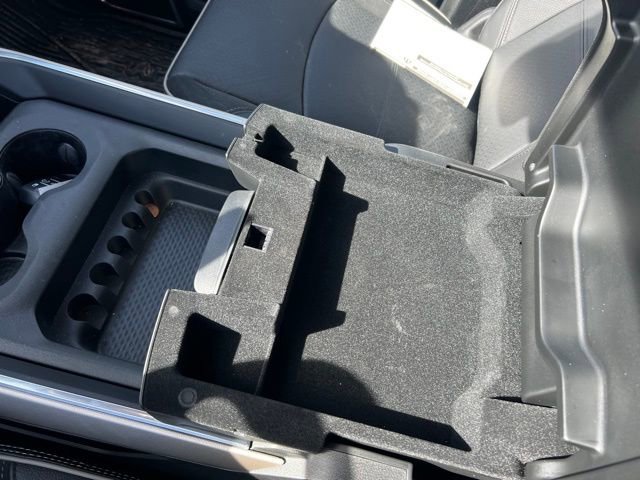 Used 2024 RAM 3500 Laramie image 28