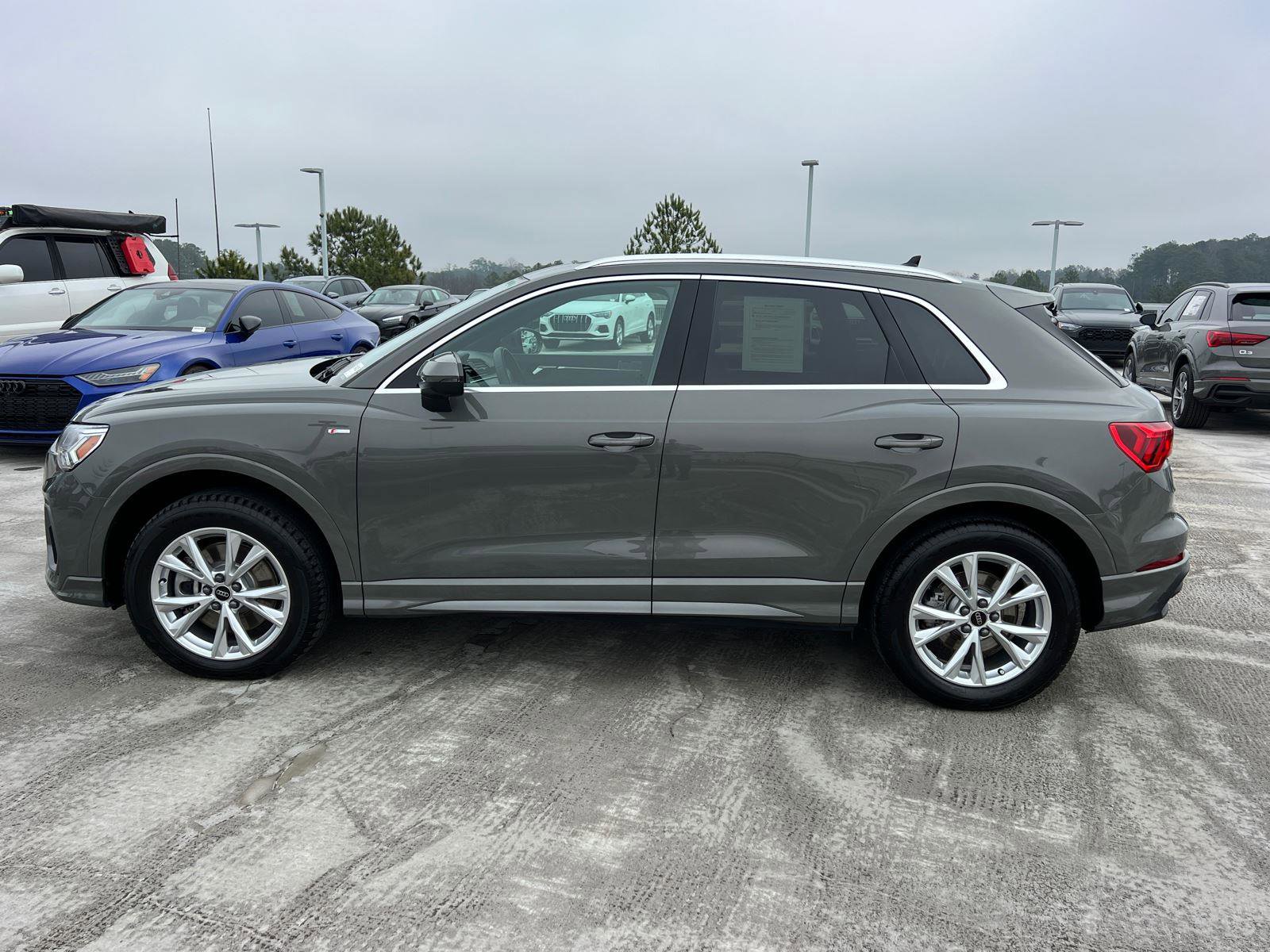 Certified 2025 Audi Q3 2.0T Premium w/ Convenience Package image 8