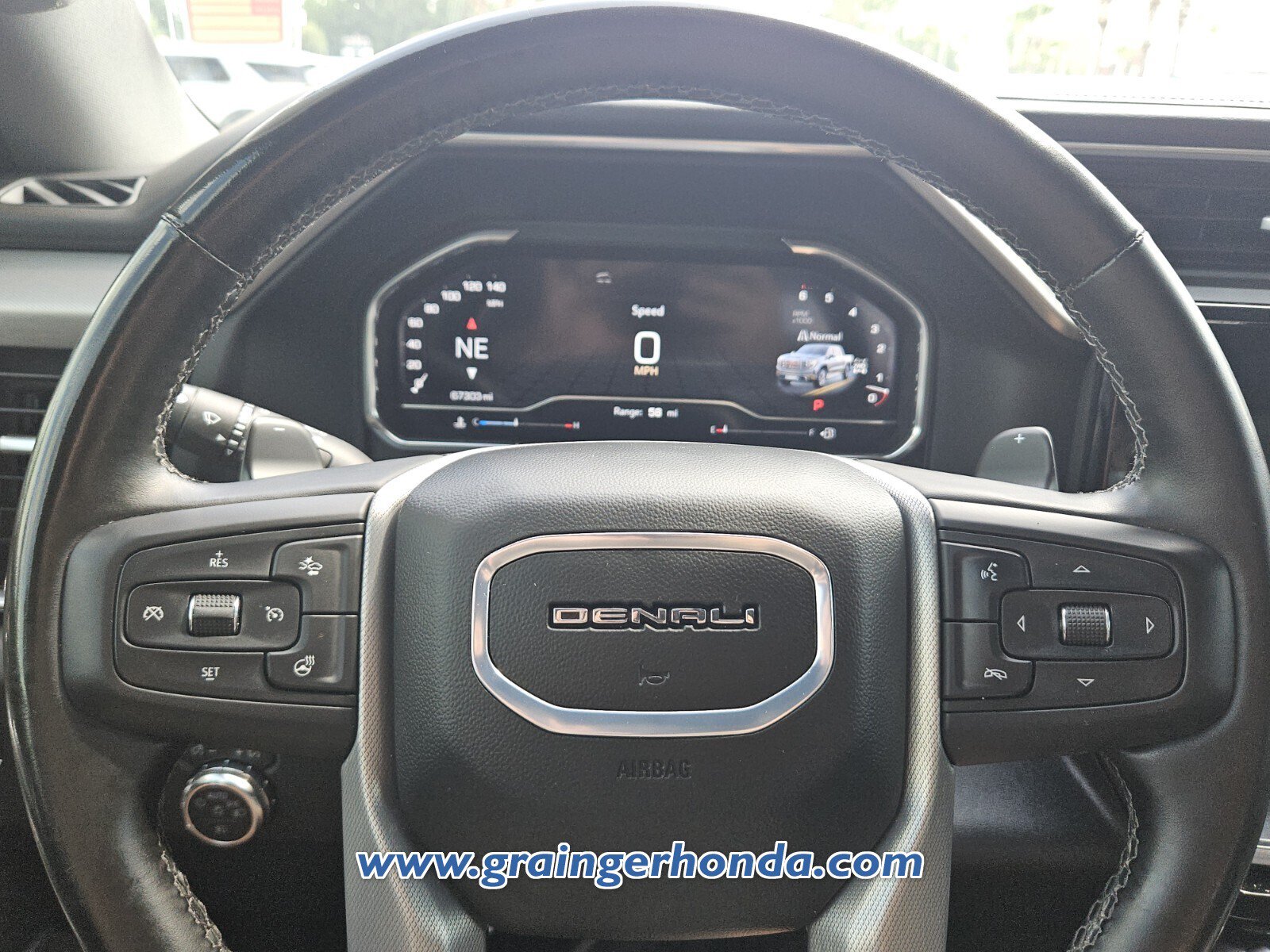 Used 2024 GMC Sierra 1500 Denali AWD/4WD image 18