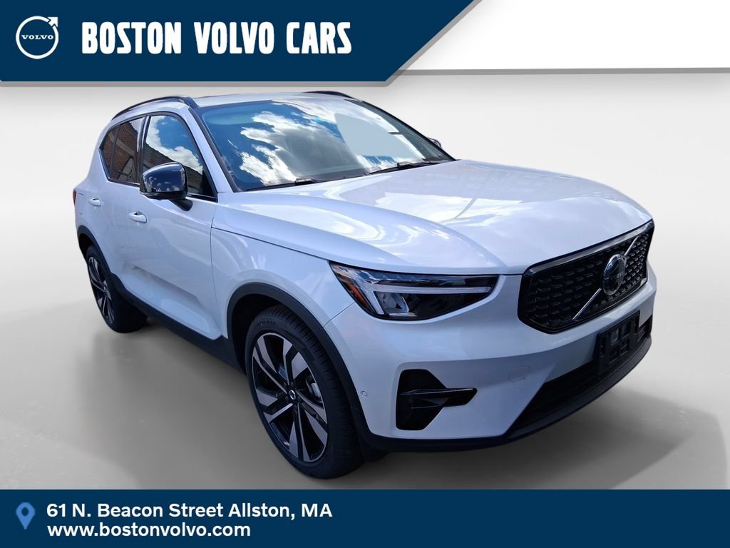 New 2026 Volvo XC40 B5 Plus w/ Protection Package Premier AWD/4WD image 1