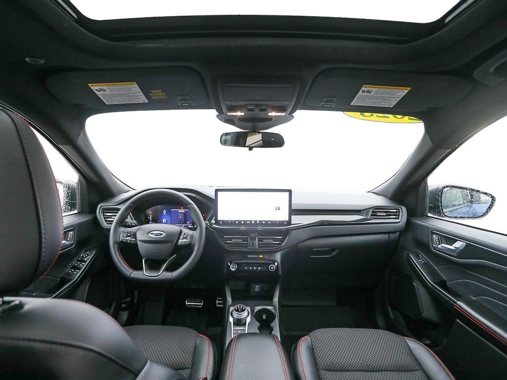 Used 2023 Ford Escape ST-Line w/ Tech Pack #1 image 24