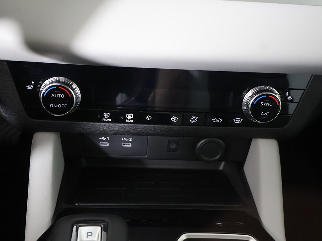 New 2025 Mitsubishi Outlander SE AWD/4WD image 49