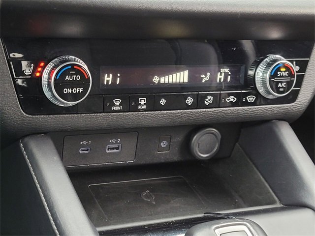 Used 2024 Mitsubishi Outlander SE image 24