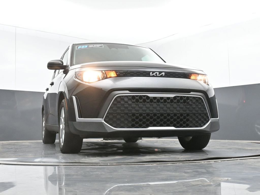 Used 2025 Kia Soul LX w/ LX Technology Package image 42