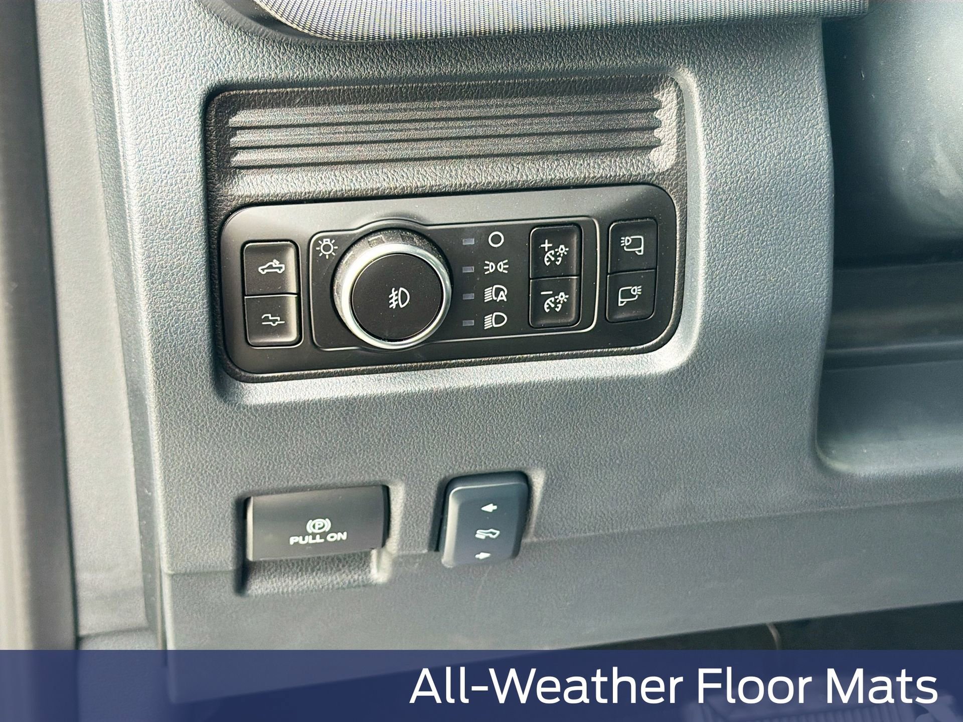 New 2026 Ford F250 Platinum image 15