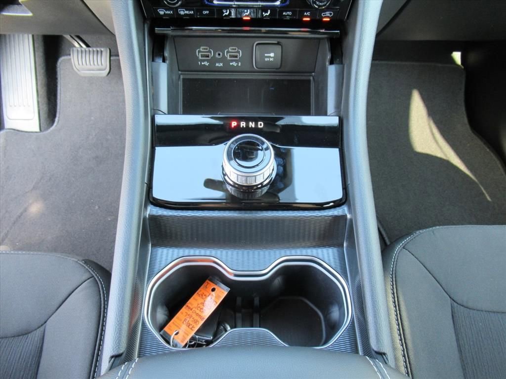 New 2025 Jeep Grand Cherokee L Laredo w/ Luxury Tech Group I image 21