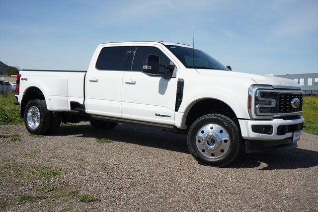 Used 2025 Ford F450 Platinum w/ Camper Package image 1