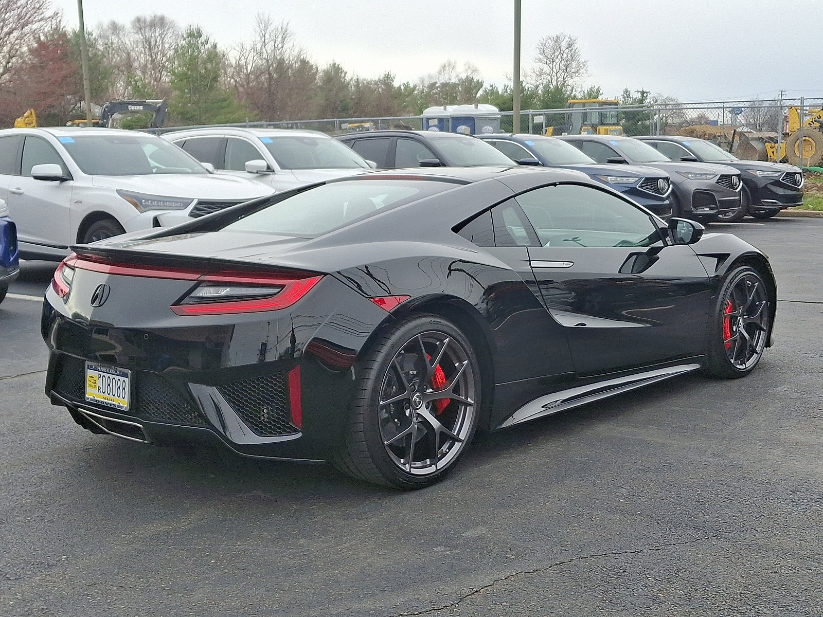 Used 2017 Acura NSX image 4