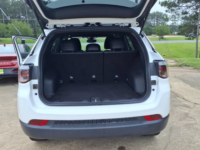 Used 2024 Jeep Compass Latitude AWD/4WD image 17