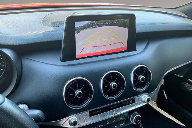 Used 2018 Kia Stinger GT2 RWD image 14