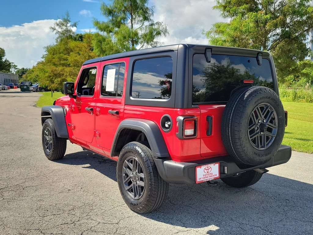 Used 2025 Jeep Wrangler Unlimited Sport AWD/4WD image 7