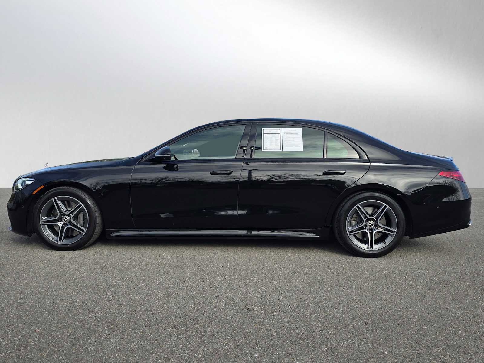 Used 2022 Mercedes-Benz S 580 4MATIC Sedan image 6