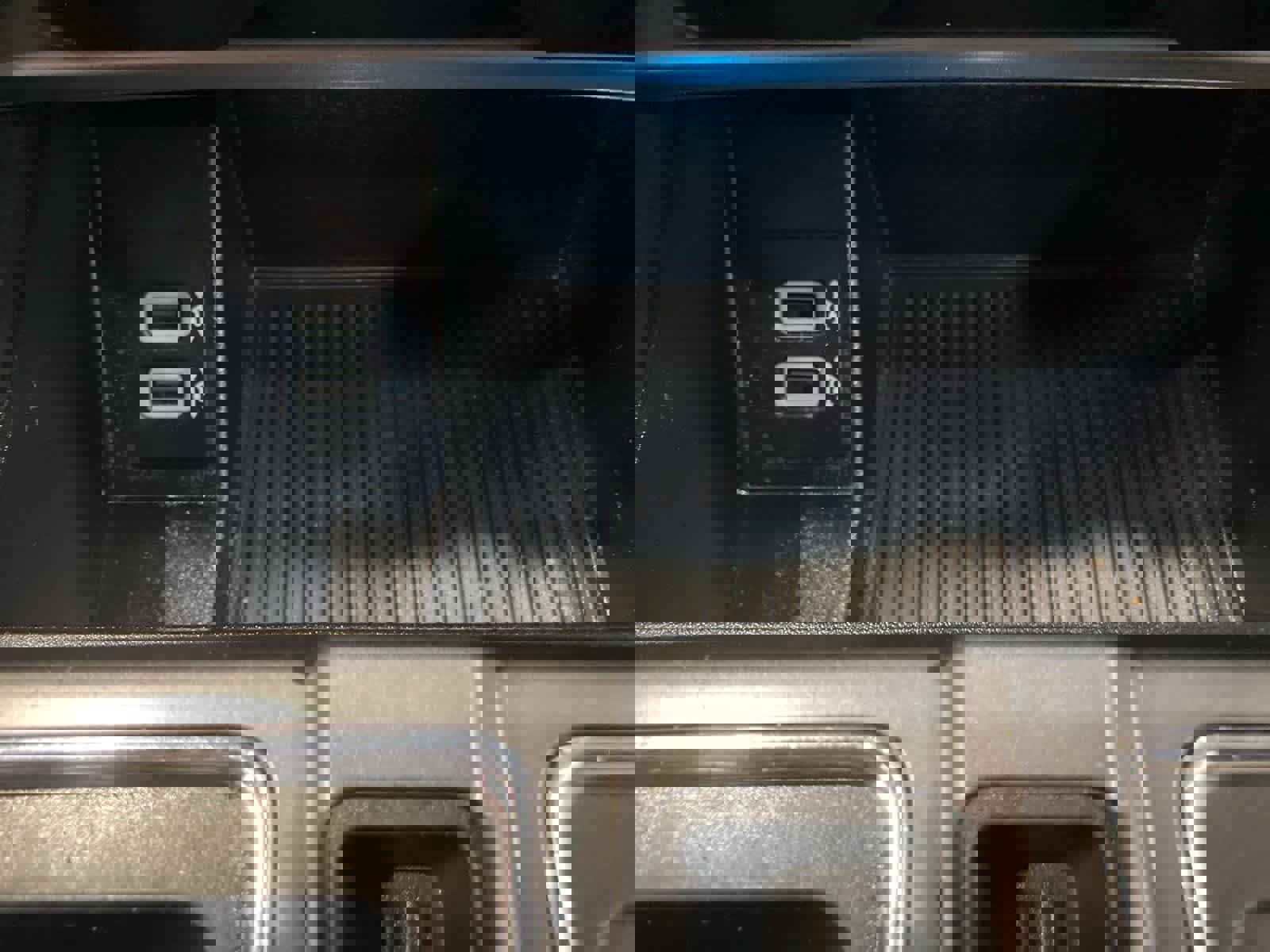 Used 2020 Ford F150 XLT w/ Equipment Group 302A Luxury image 18