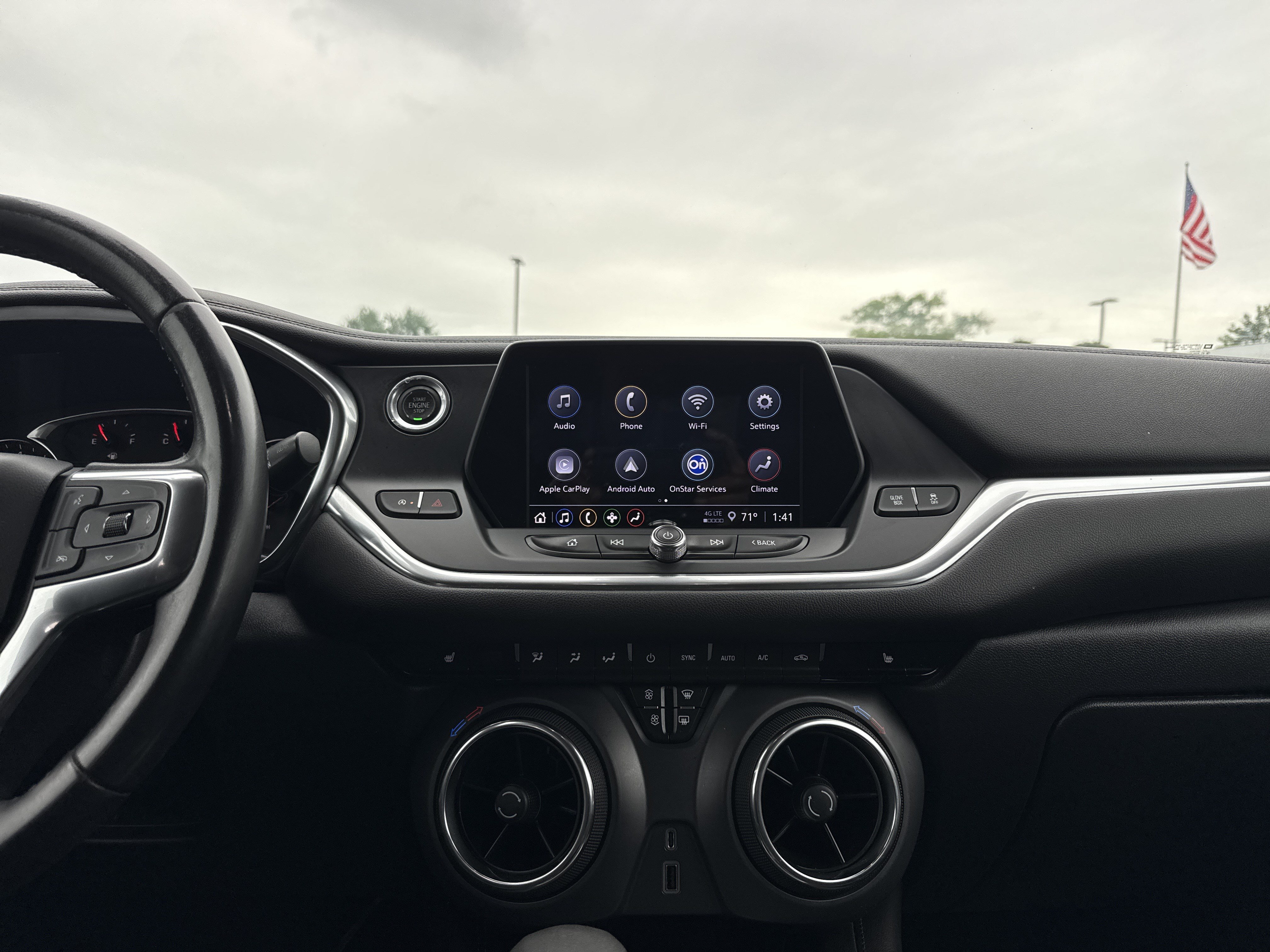 Used 2021 Chevrolet Blazer LT FWD image 27
