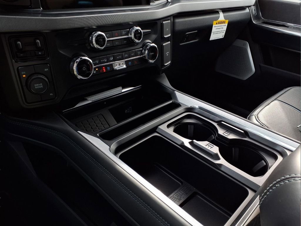 New 2025 Ford F450 Platinum image 7