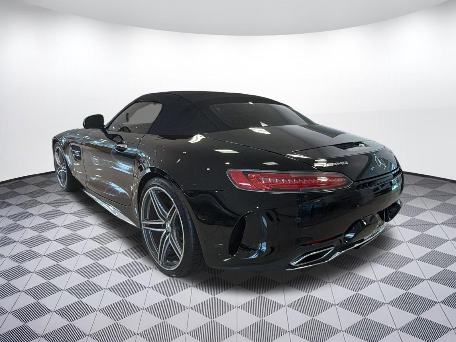 Used 2018 Mercedes-Benz AMG GT C image 30